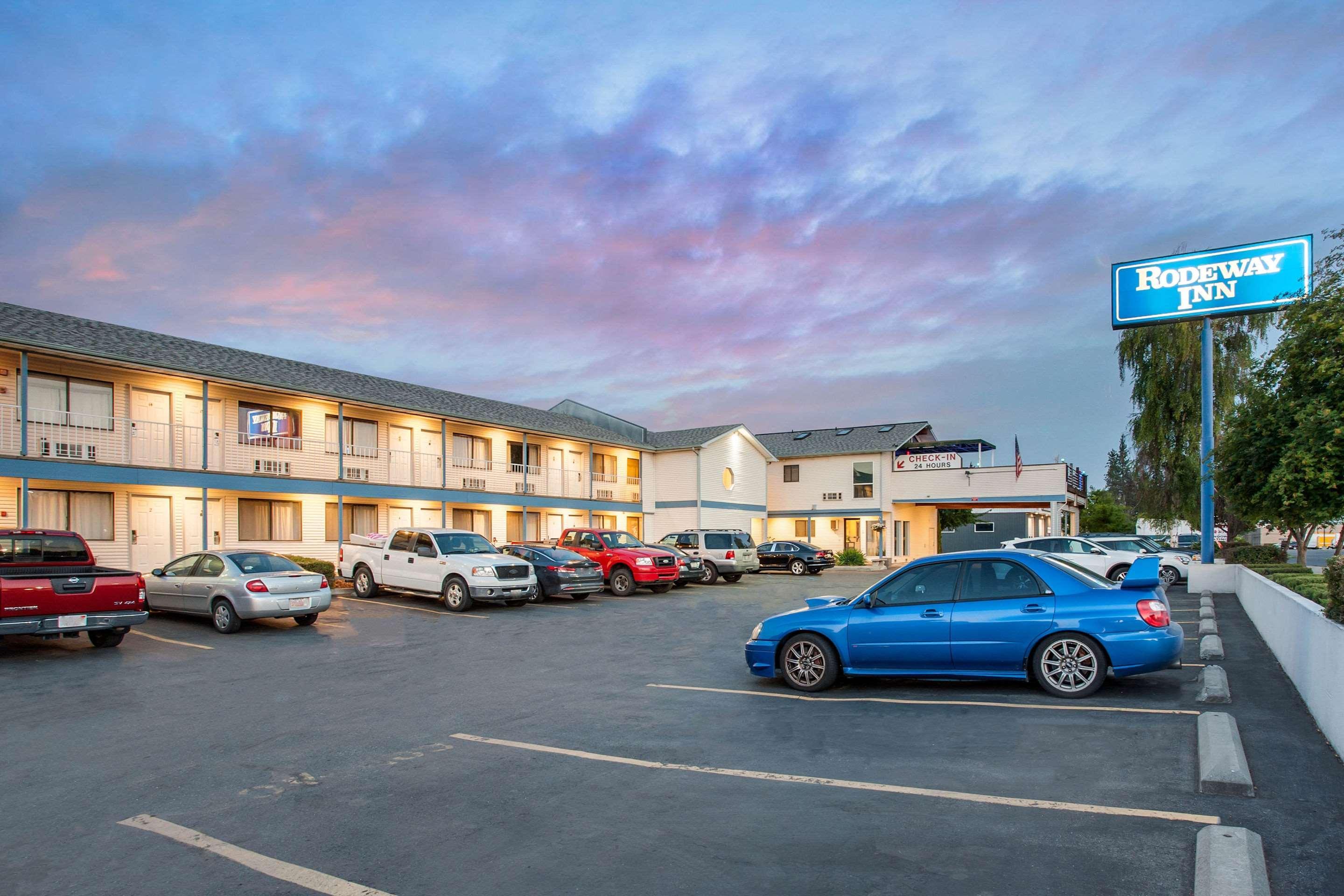 Rodeway Inn Coeur D'Alene Buitenkant foto