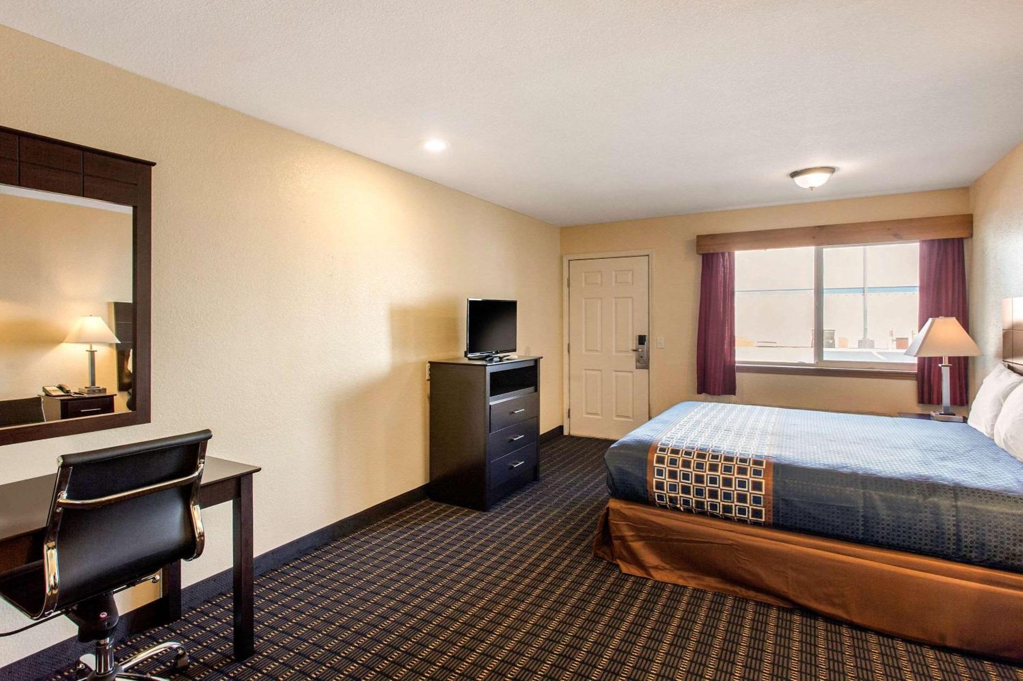Rodeway Inn Coeur D'Alene Buitenkant foto